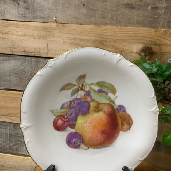 Set of Two Bavaria Schumann Arzberg Fruit Nuts Snack Plate Golden Crown E&R Germ - Picture 3 of 10